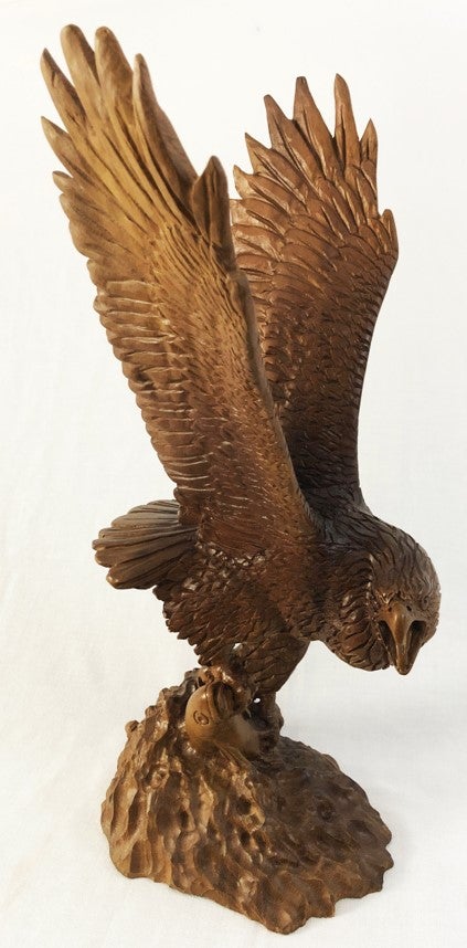 Flying Eagle Woodcarving
